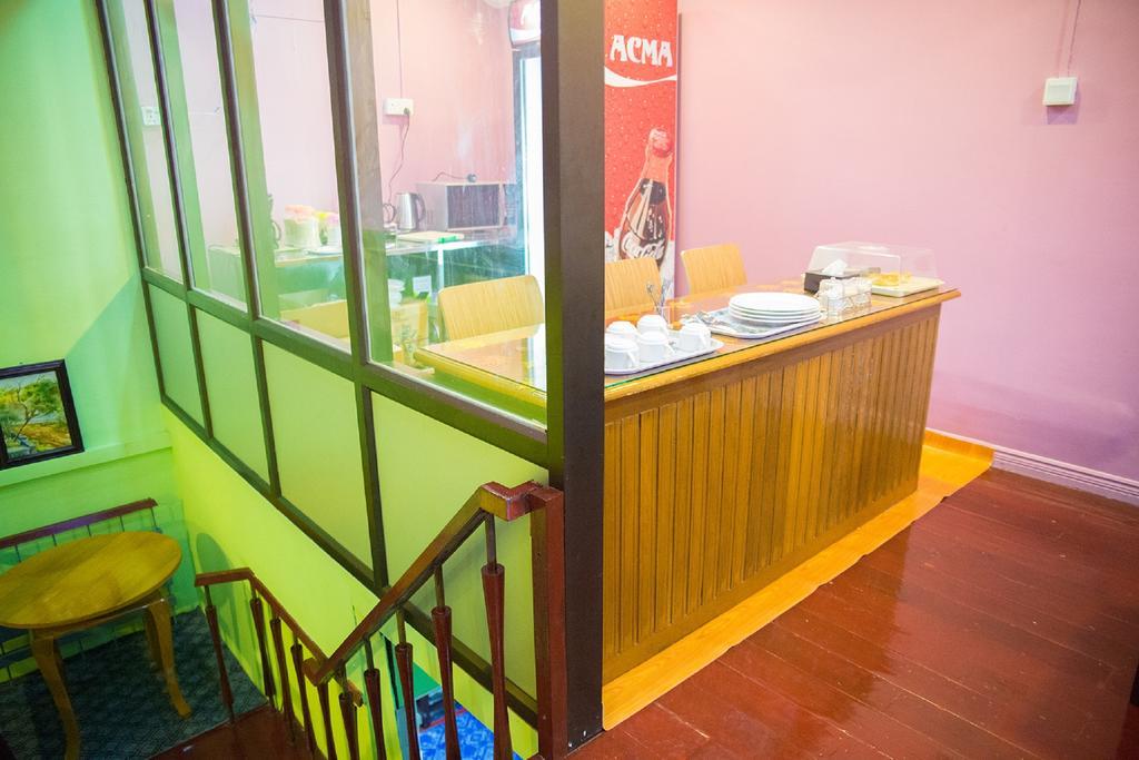 The Sat Yangon Pansiyon Dış mekan fotoğraf