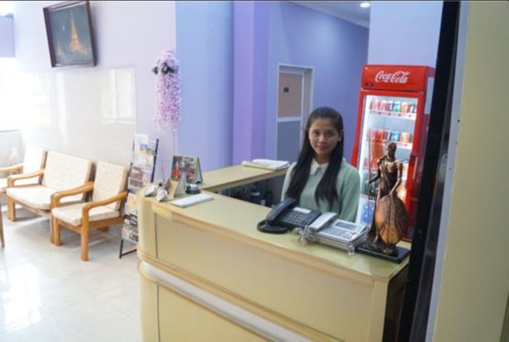 The Sat Yangon Pansiyon Dış mekan fotoğraf